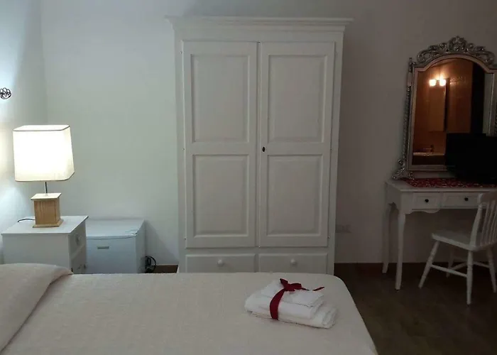 Vacanze Acqua Chiara 招待所 3*